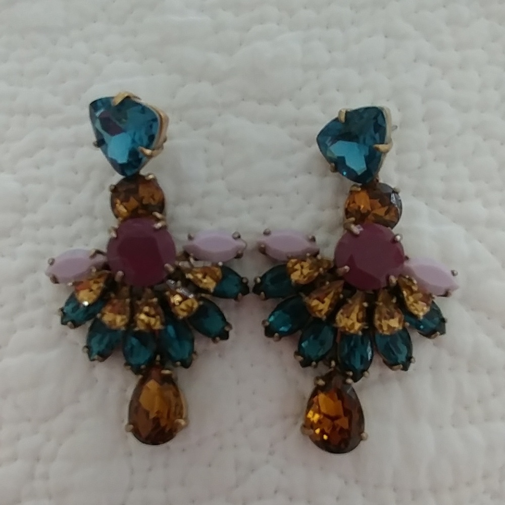 Woman's earrings